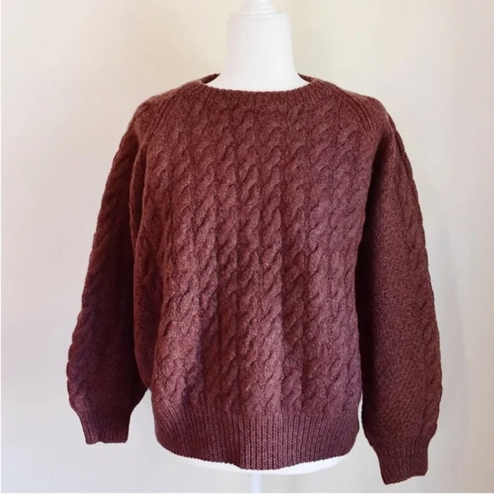 RAUL’S Handmade Sheep’s Wool Cable Knit Sweater